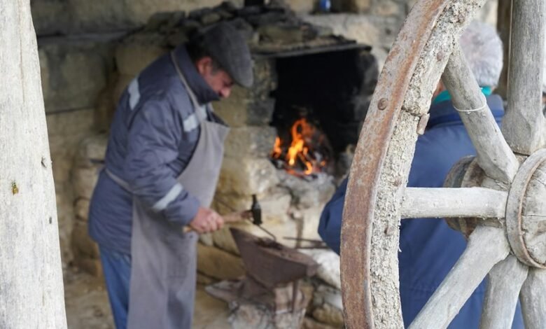 online presence building tool